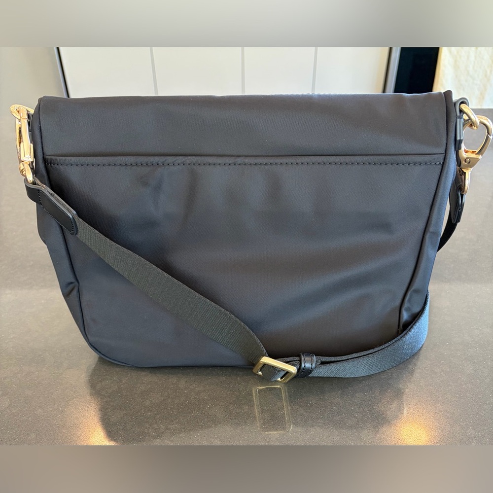 Quince Revive Nylon Foldover Crossbody - Picture 2 of 5